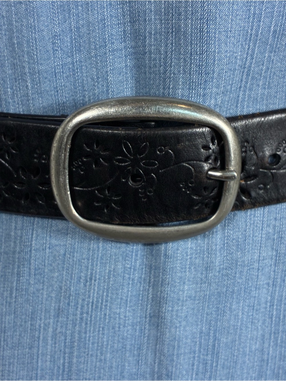Plus Size Womens belt Sz 2X genuine leather black floral carvings silver buckle
